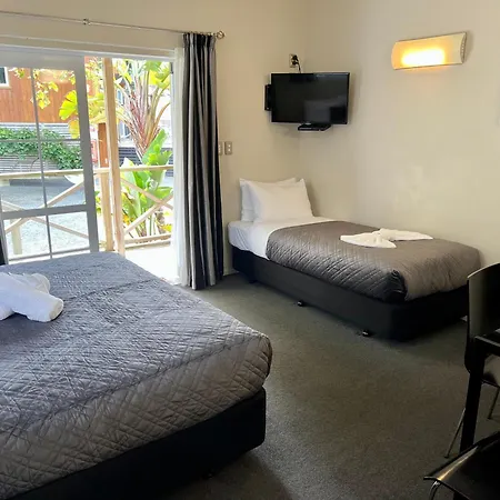 Anchor Lodge Motel Coromandel Exterior photo